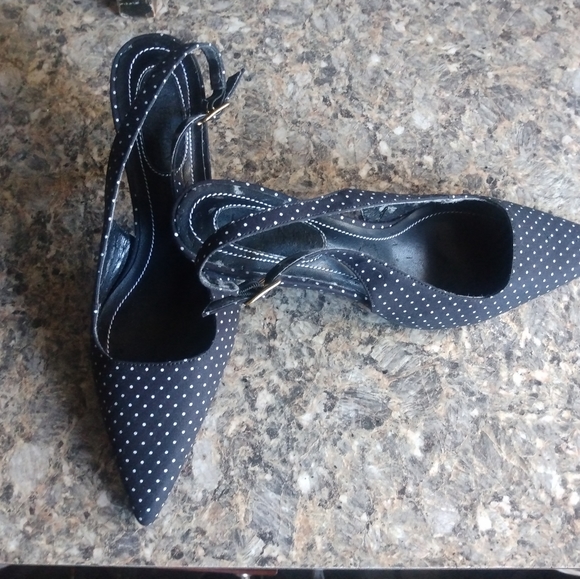 Ralph Lauren Women New Pokla-Dot Kitten Heel Pointed-Toe Pumps Size 6.5B (61) - Picture 6 of 11